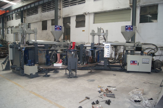 1/2 färben vollautomatische PVC-Landwirt-Boots Injection Moulding-Maschinen-Schuhmacherei-Maschine