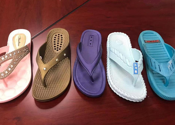 Plastik- PVC-Luft-Schlag Gummi-Chappal Flip Flop Making Machine