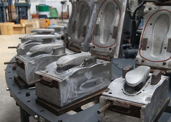 180 Paare/Stunde Servo-Steuerung TPR Plastikschuh-Spritzen-Maschine